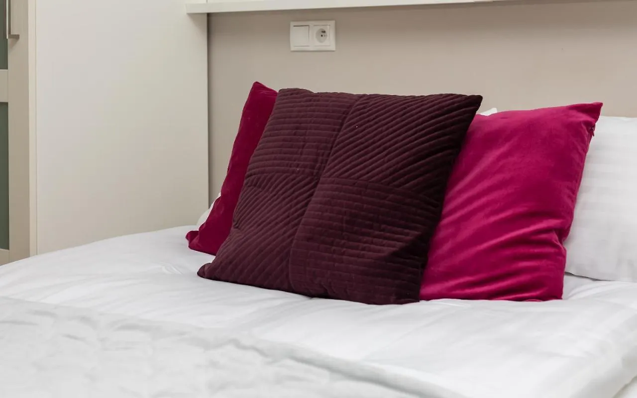 Cosy Studio Nowy Swiat Srodmiescie By Noclegi Renters Varsó 0*,