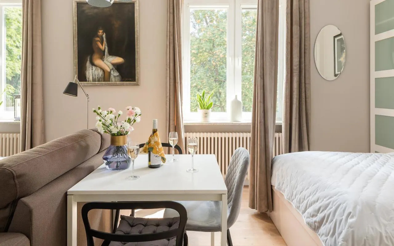 Apartment Cosy Studio Nowy Swiat Srodmiescie By Noclegi Renters Warsaw