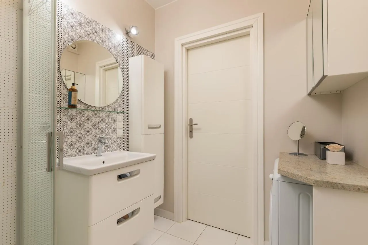 Apartment Cosy Studio Nowy Swiat Srodmiescie By Noclegi Renters Warschau Polen