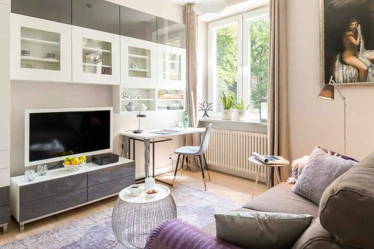 Cosy Studio Nowy Swiat Srodmiescie By Noclegi Renters Warschau Apartment