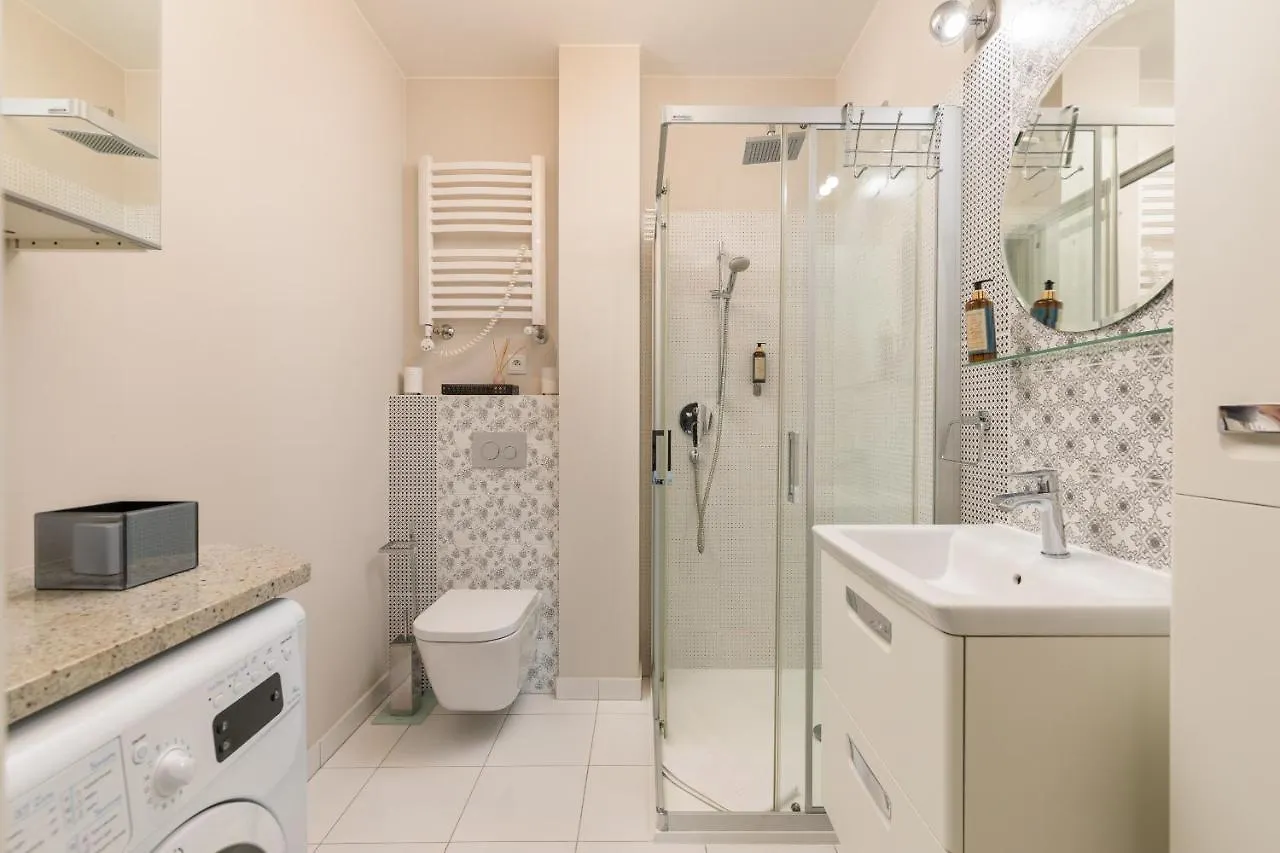 Apartment Cosy Studio Nowy Swiat Srodmiescie By Noclegi Renters Warsaw